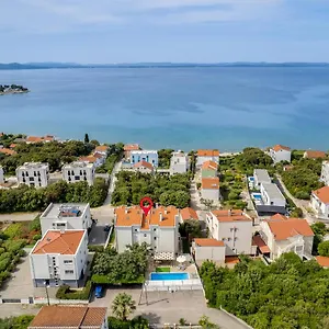 Apartament Mirela, Petrčane
