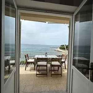 Apartament House Paula, Petrčane
